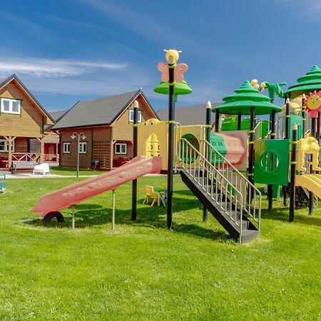 Domki Morena - Rodzinne Domki Blisko Plazy Karwia Dış mekan fotoğraf